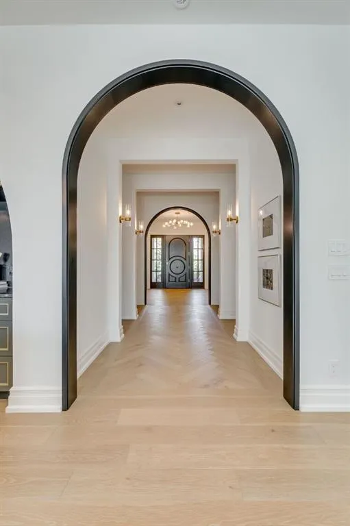109 Roxboro Road SW
