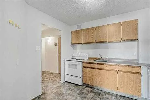 5204 Dalton Drive NW, #1105