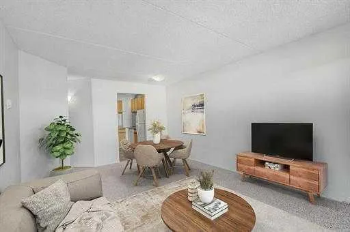 5204 Dalton Drive NW, #1105