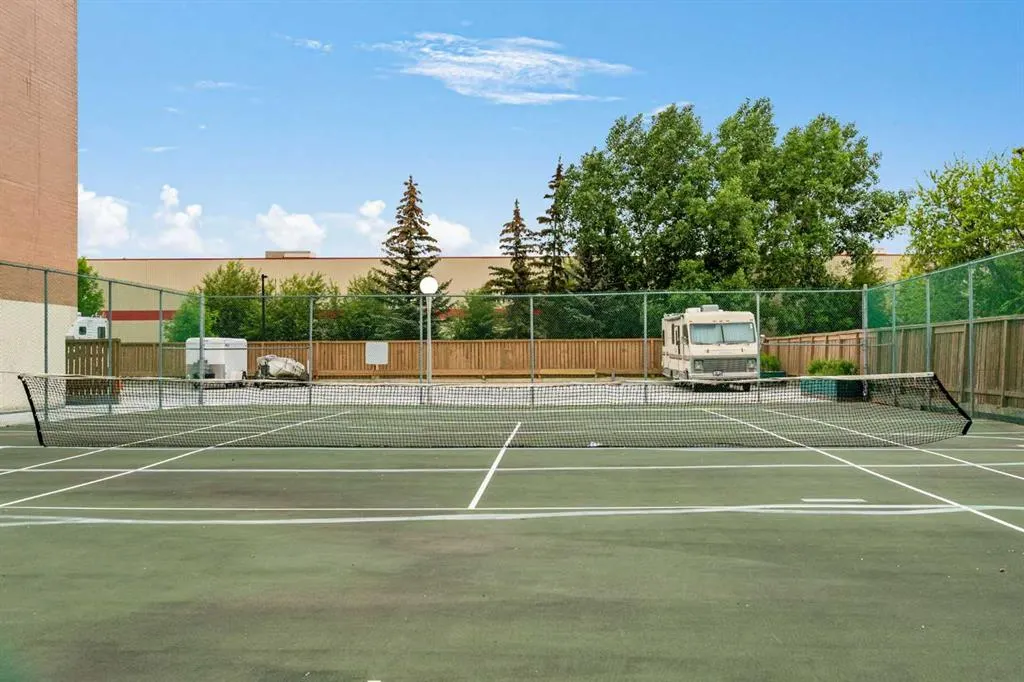 5204 Dalton Drive NW, #1105