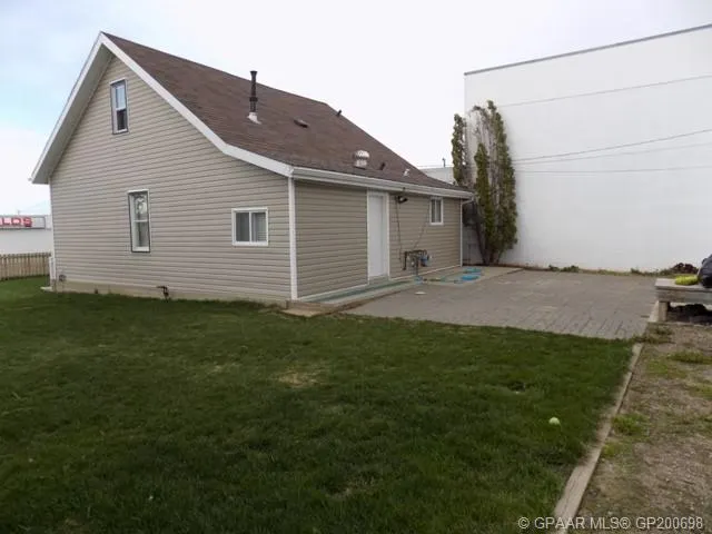 10908 102 Avenue