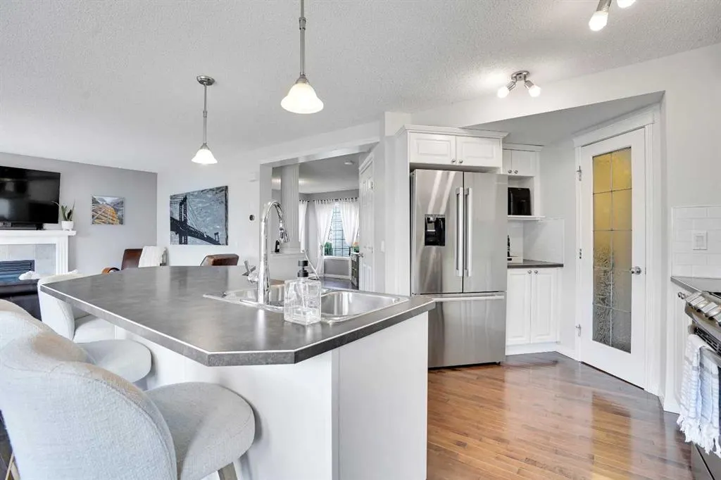 285 Tuscany Ridge Heights NW