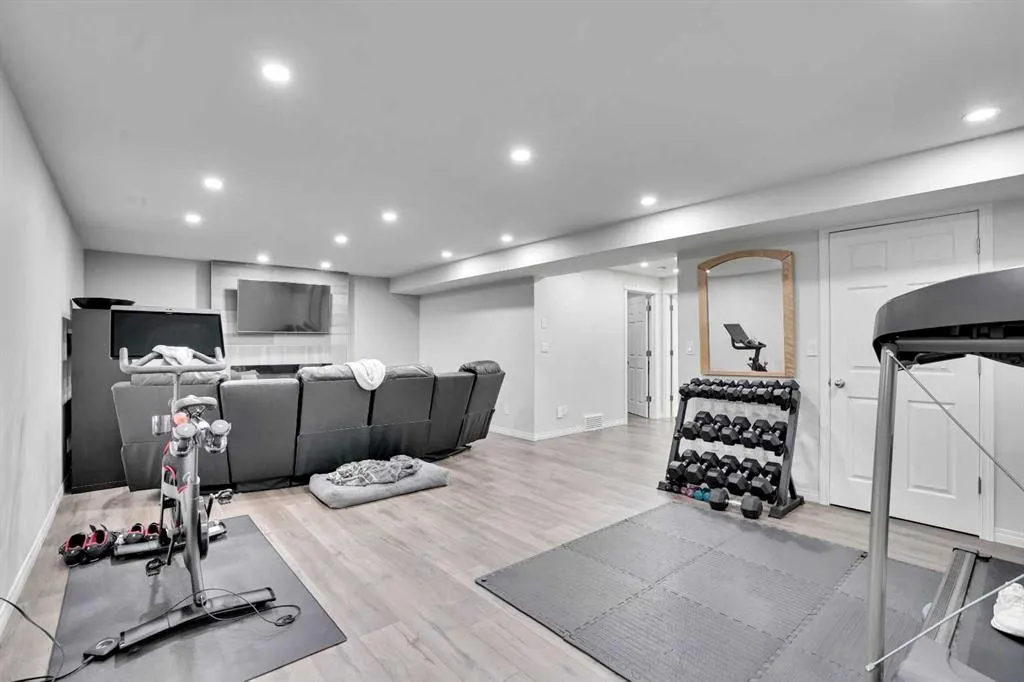285 Tuscany Ridge Heights NW