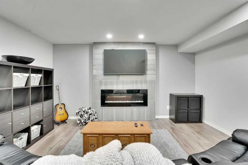 285 Tuscany Ridge Heights NW
