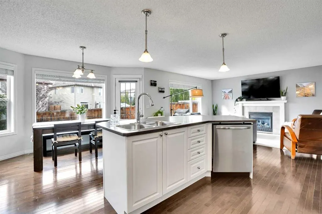 285 Tuscany Ridge Heights NW