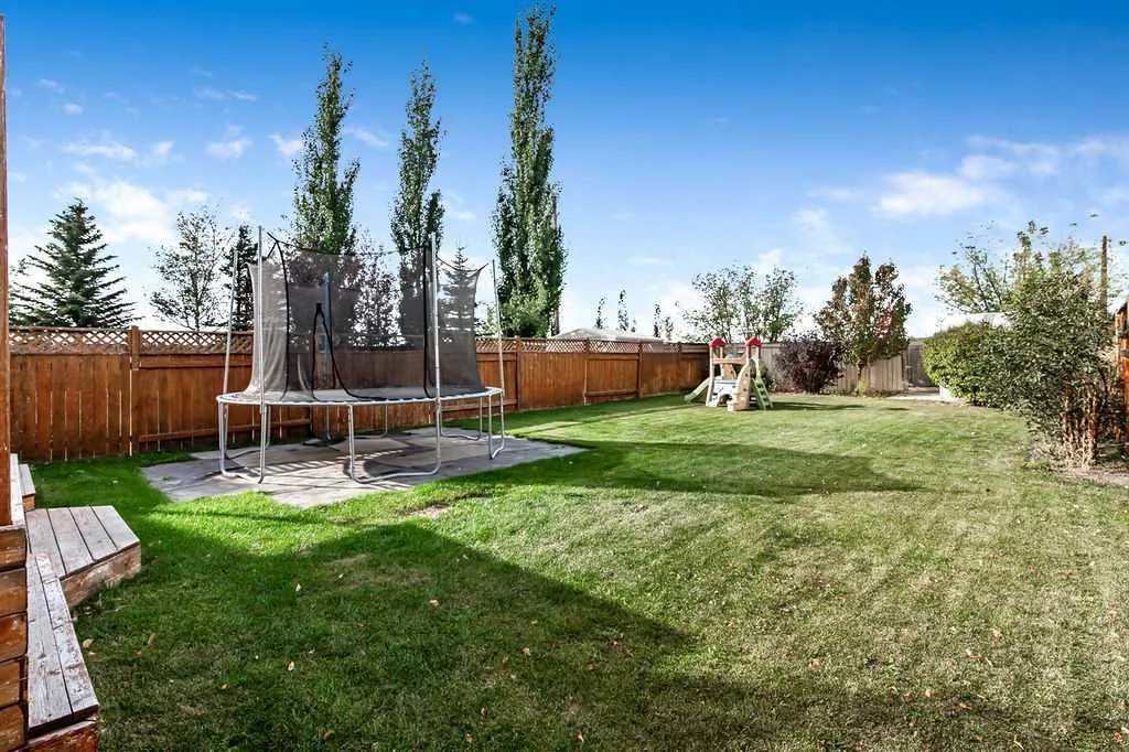 64 Everglen Rise SW