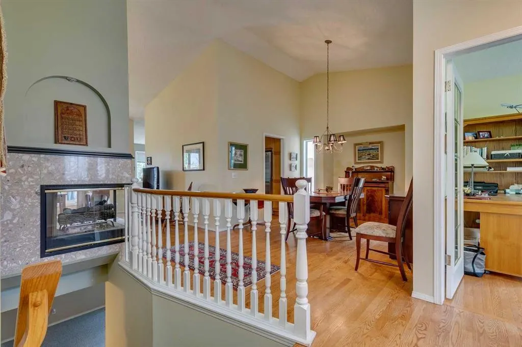 74 Evergreen Bay SW