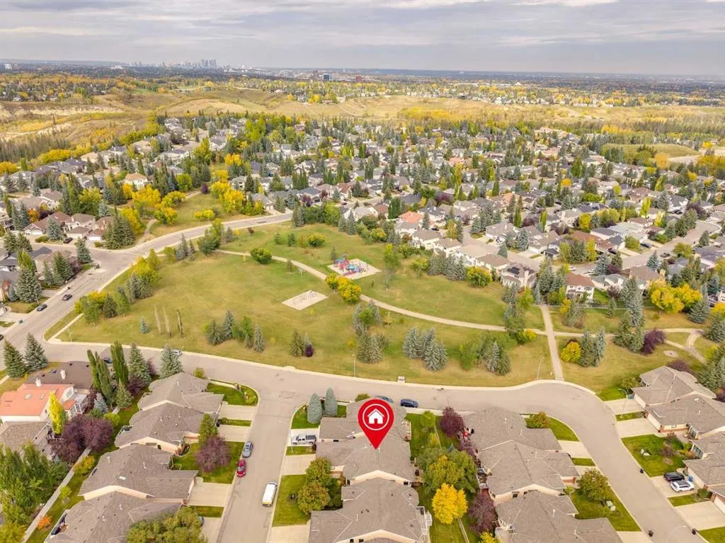 74 Evergreen Bay SW