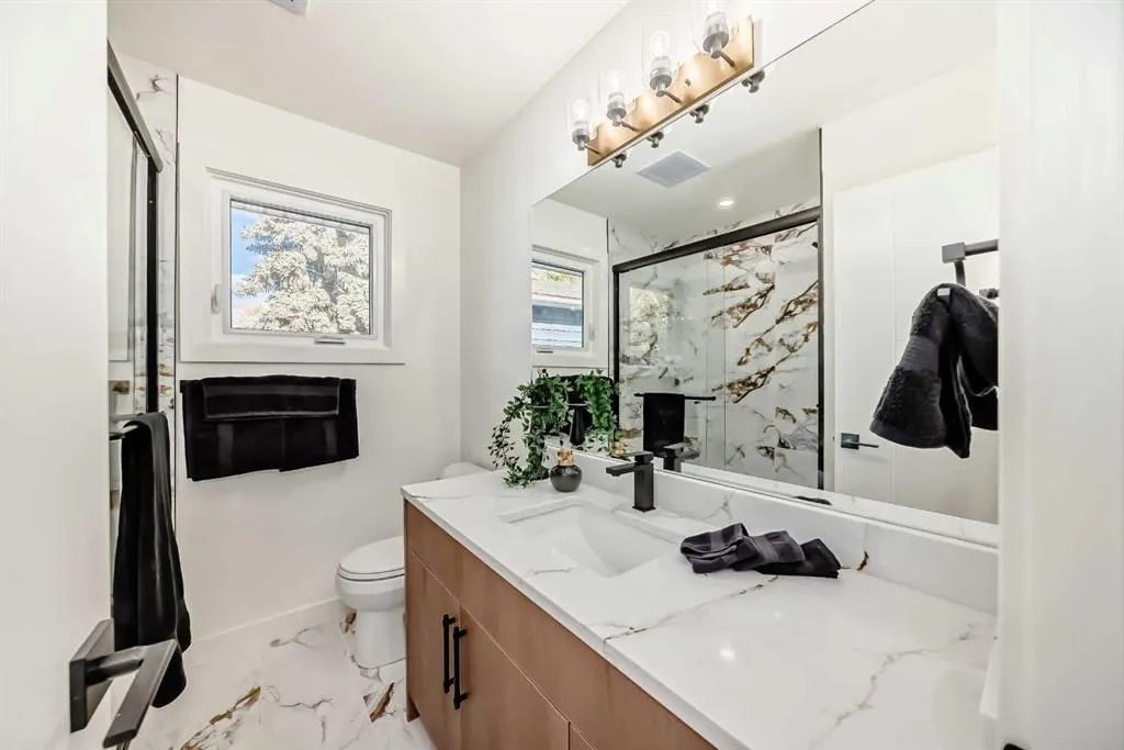 19 Ranch Estates Road NW