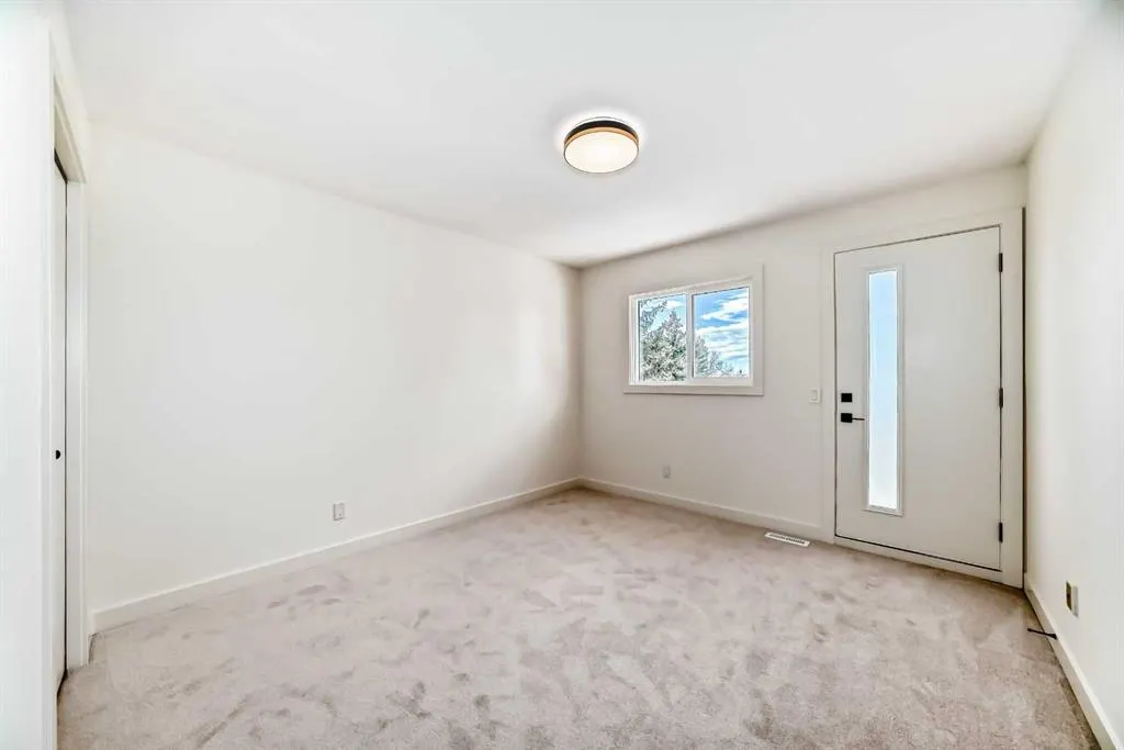 19 Ranch Estates Road NW