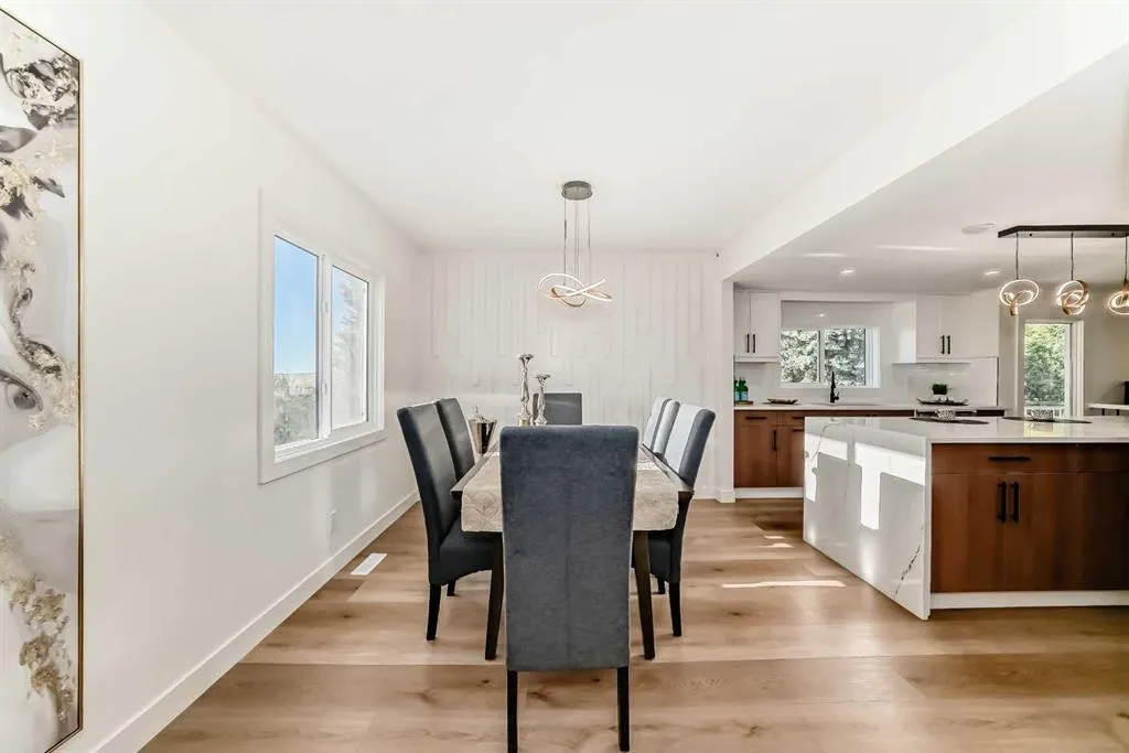 19 Ranch Estates Road NW