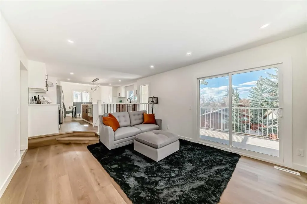 19 Ranch Estates Road NW