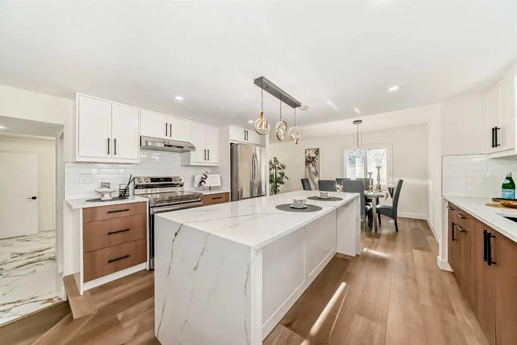 19 Ranch Estates Road NW