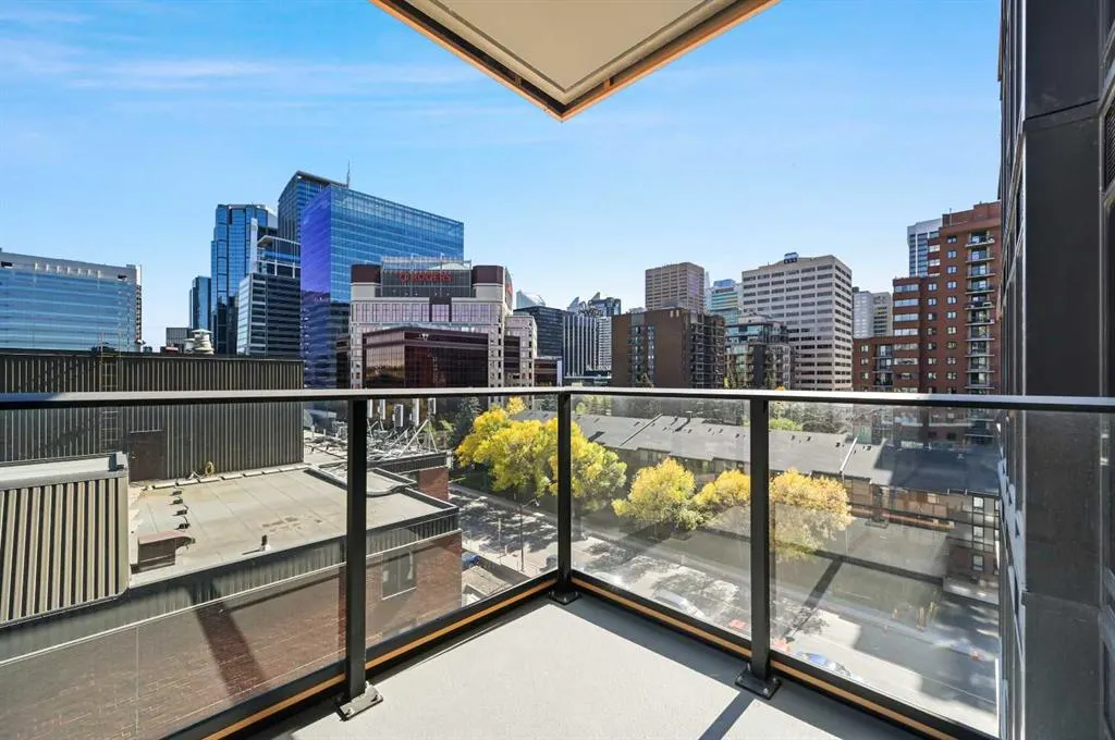 730 2 Avenue SW, #913