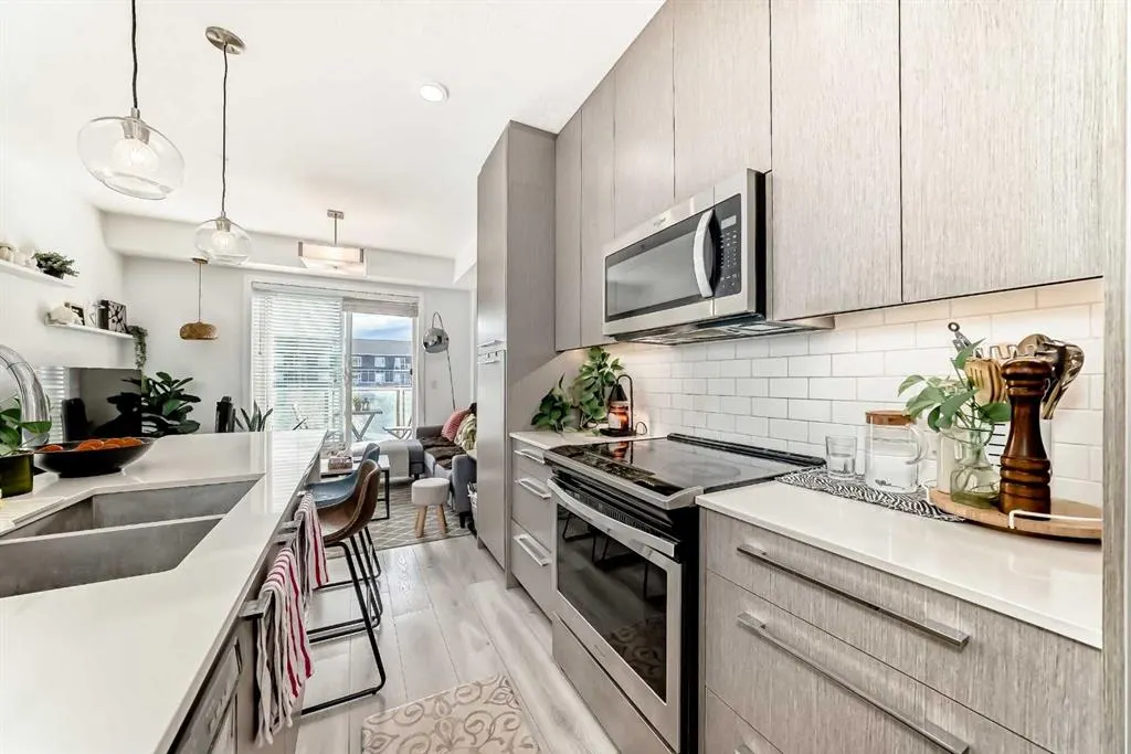 76 Cornerstone Passage NE, #1328