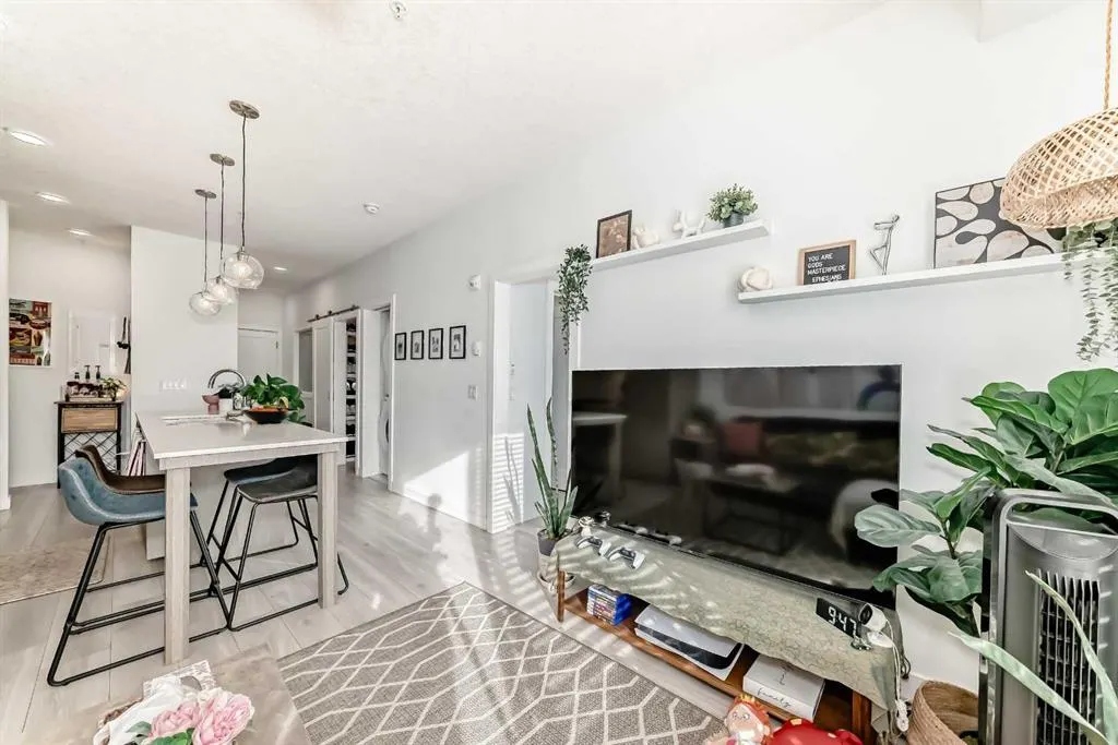 76 Cornerstone Passage NE, #1328