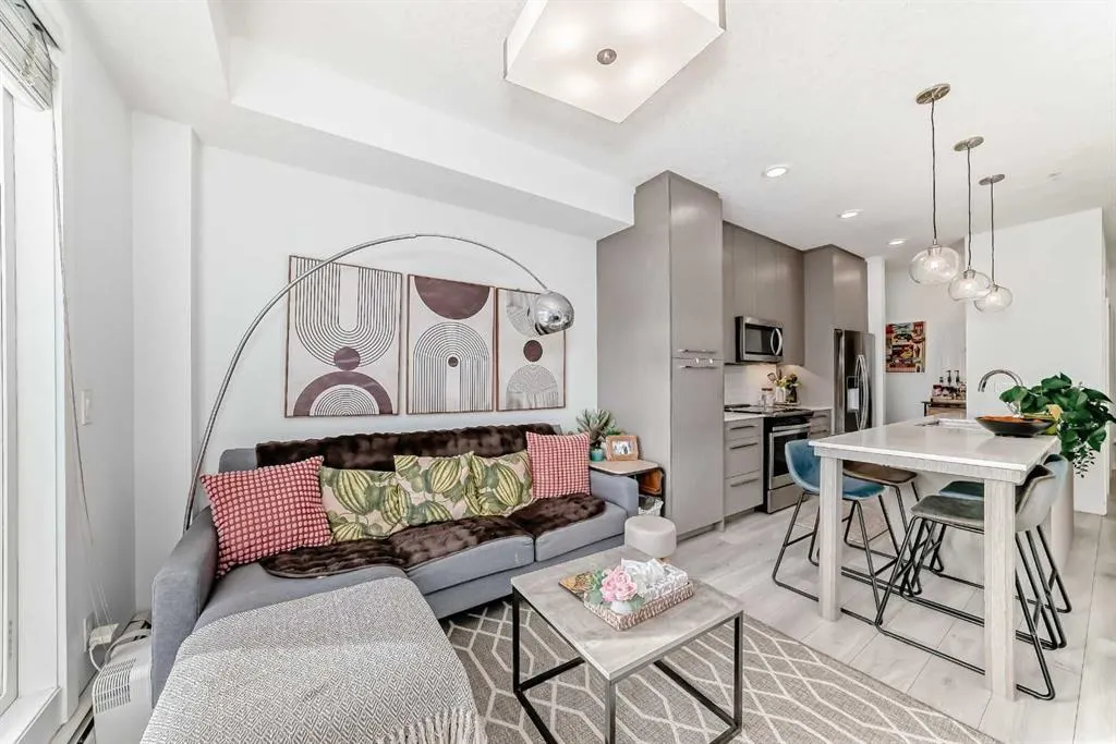 76 Cornerstone Passage NE, #1328