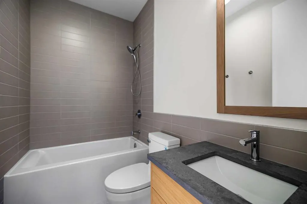 3D Willow Crescent SW