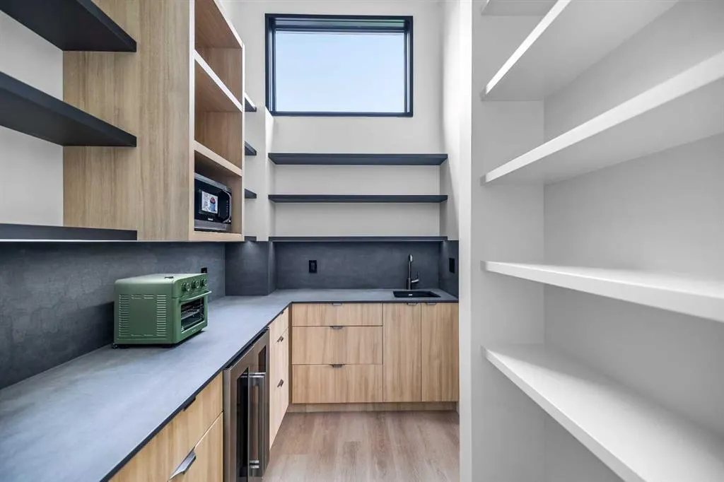 3D Willow Crescent SW