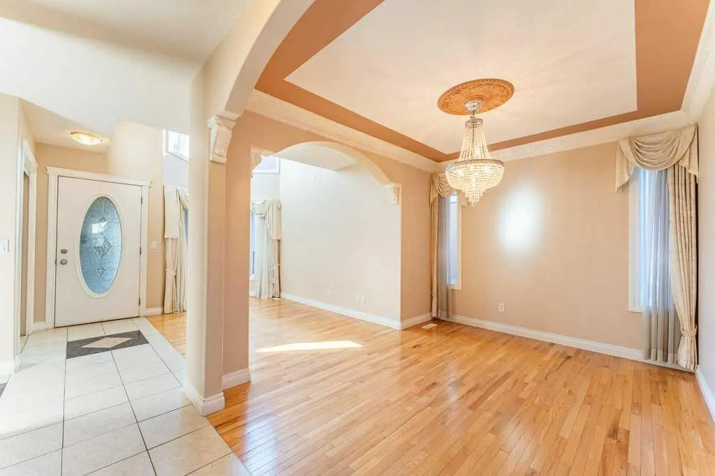 133 Tarawood Close NE