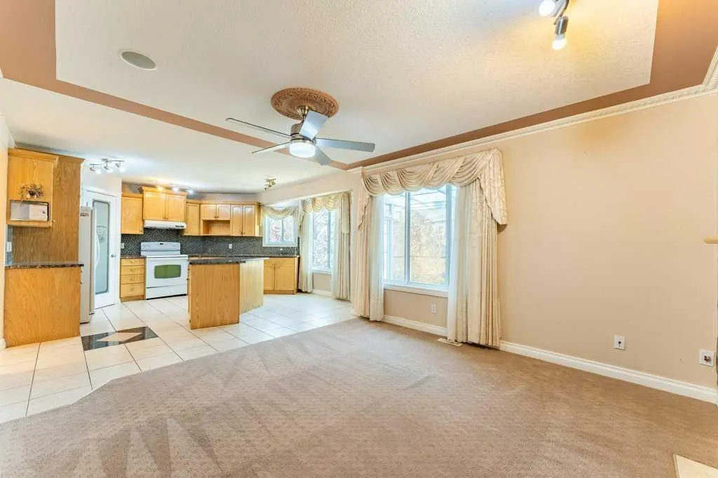 133 Tarawood Close NE