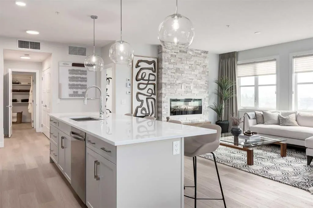 110 Greenbriar Place NW, #1306