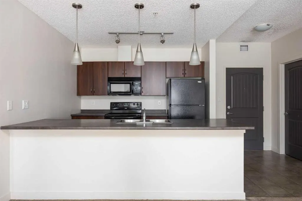 136C SANDPIPER ROAD, #302