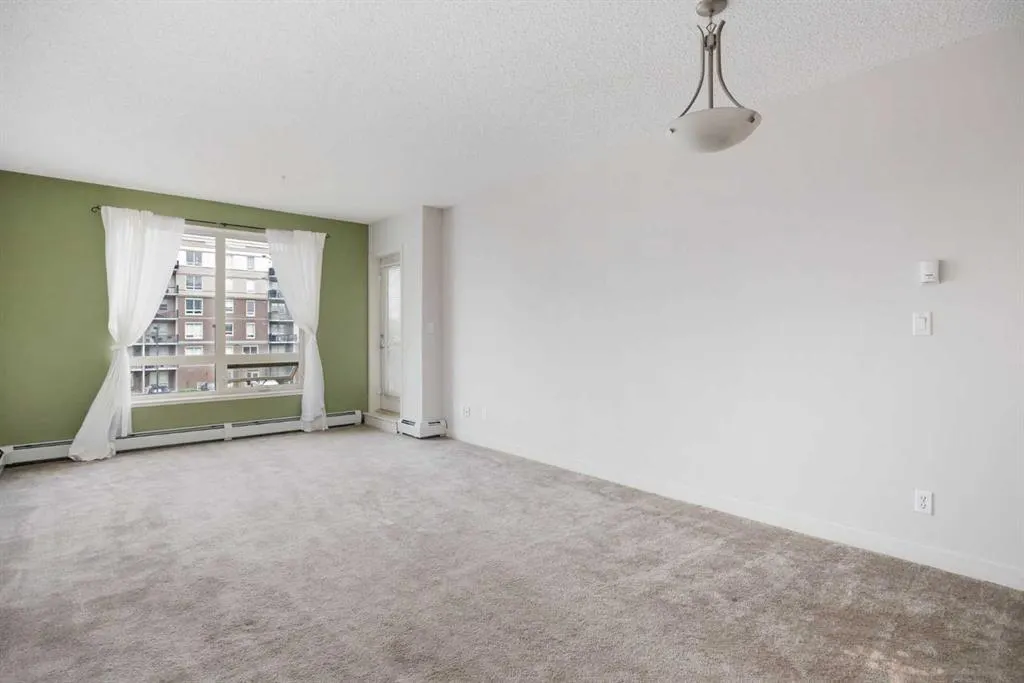 136C SANDPIPER ROAD, #302