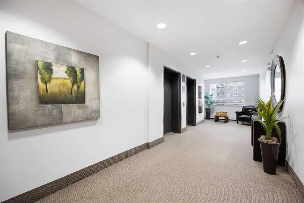 136C SANDPIPER ROAD, #302