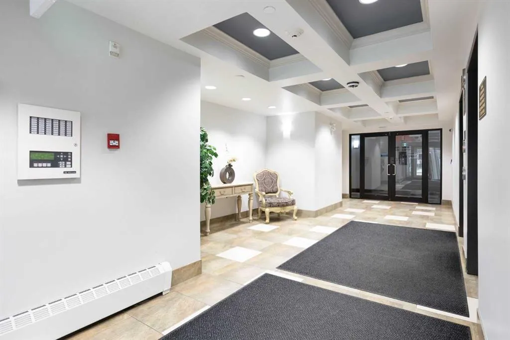 136C SANDPIPER ROAD, #302