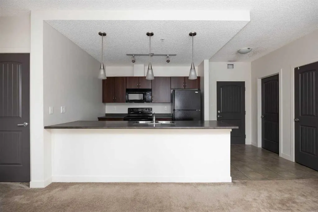 136C SANDPIPER ROAD, #302