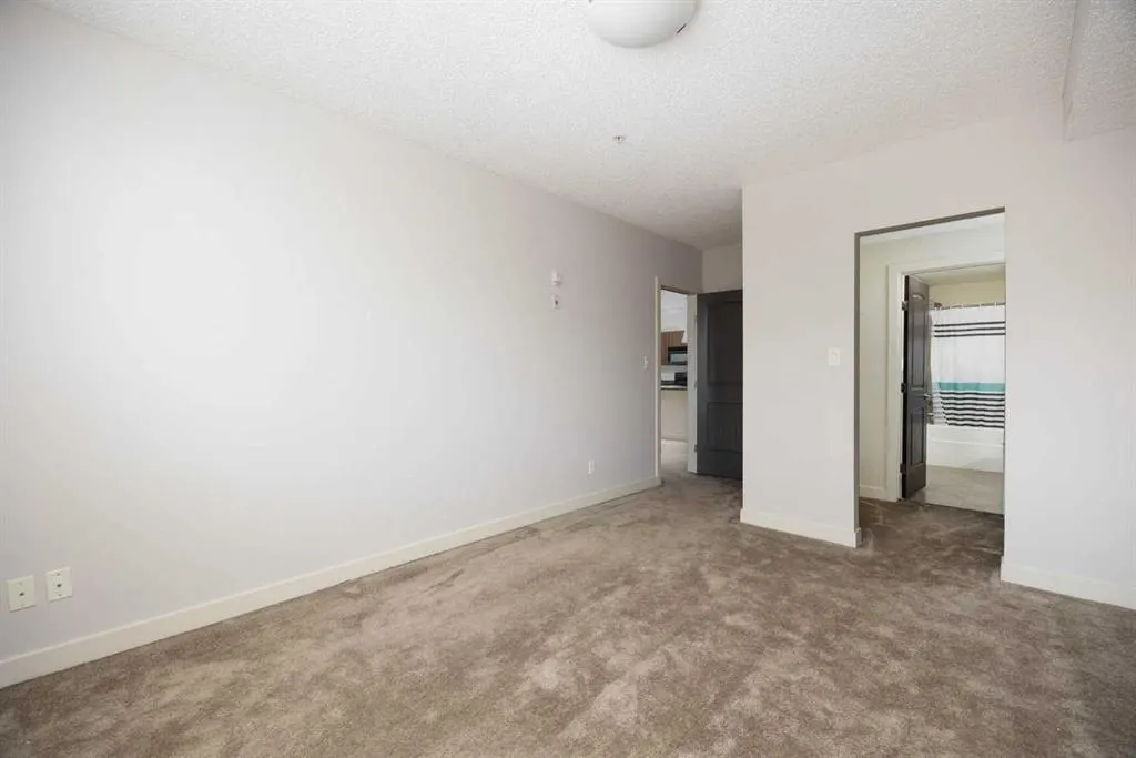 136C SANDPIPER ROAD, #302