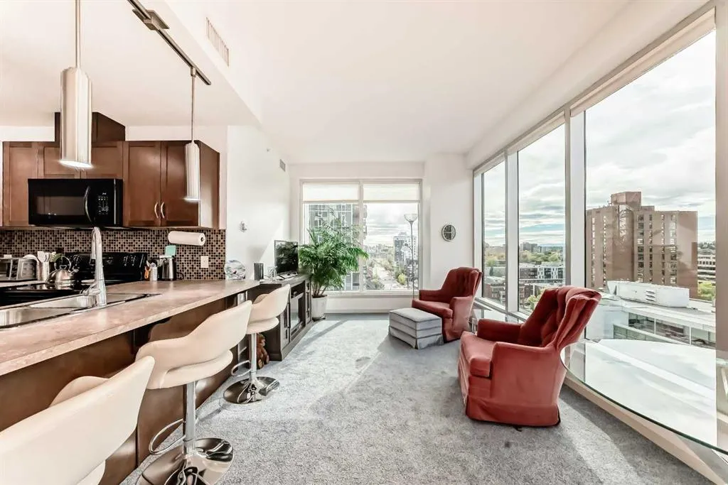 1320 1 Street SE, #904