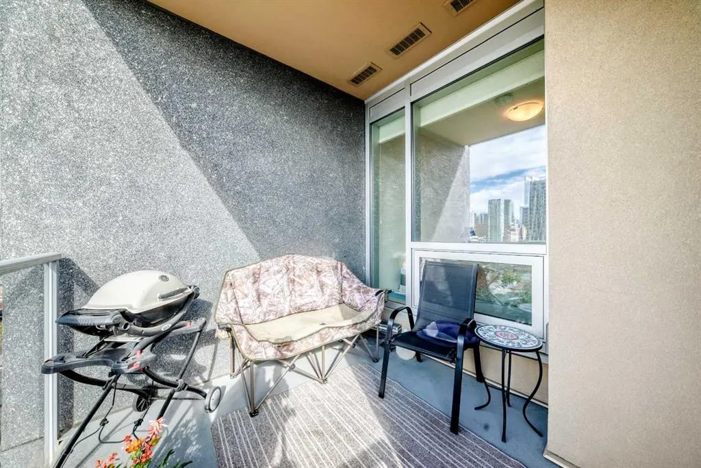 1320 1 Street SE, #904