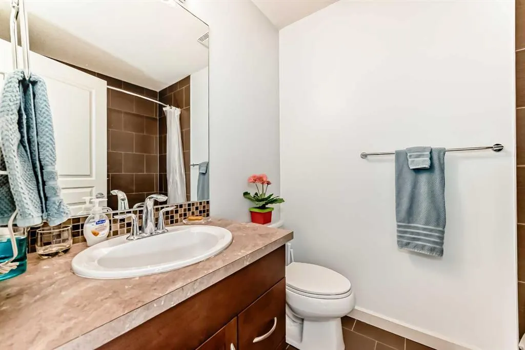 1320 1 Street SE, #904