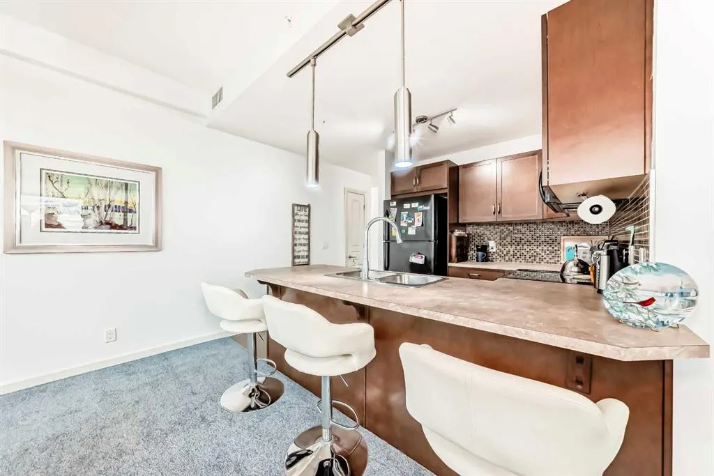 1320 1 Street SE, #904