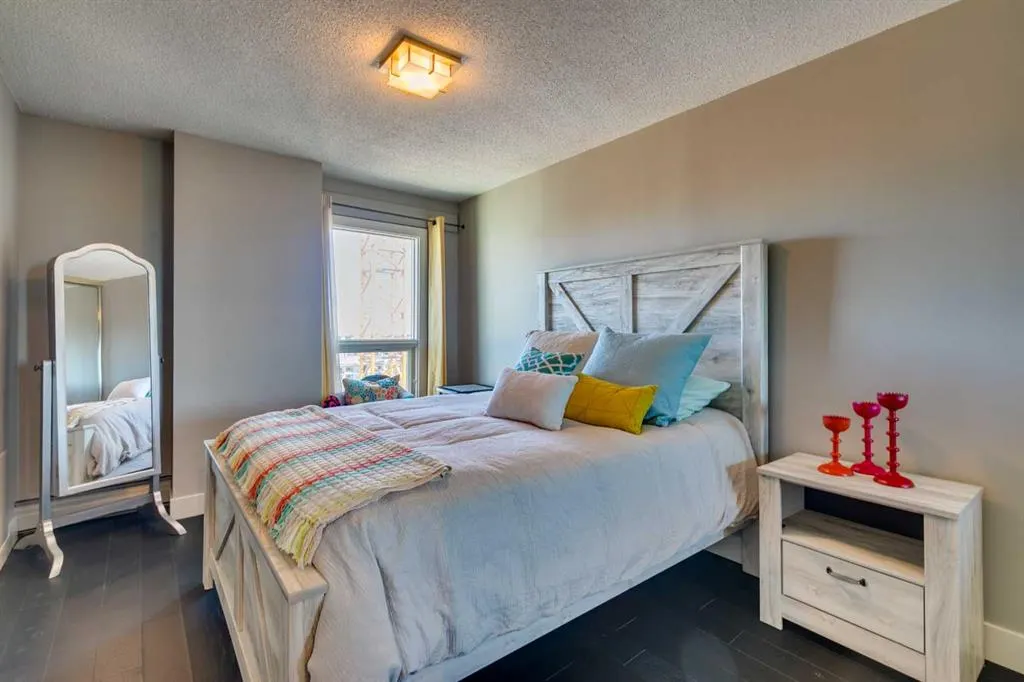 540 14 Avenue SW, #1440