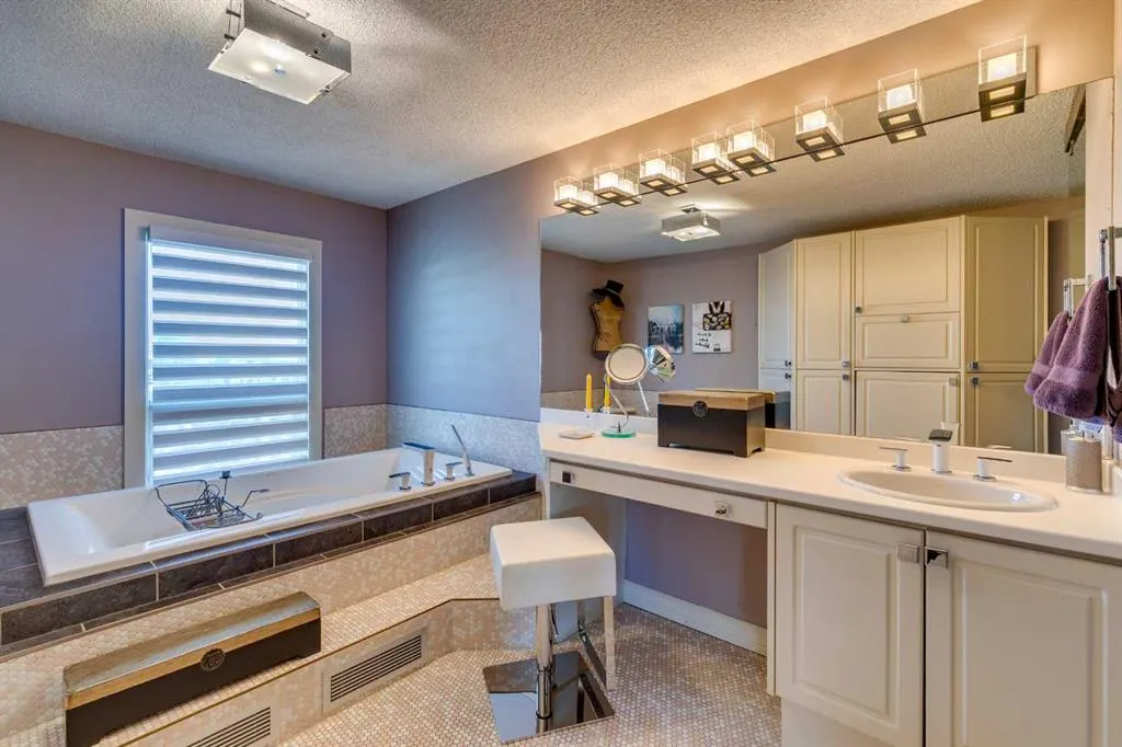 540 14 Avenue SW, #1440