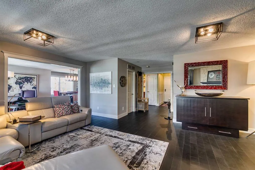 540 14 Avenue SW, #1440