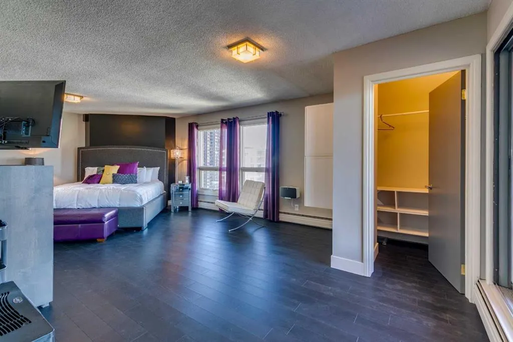 540 14 Avenue SW, #1440