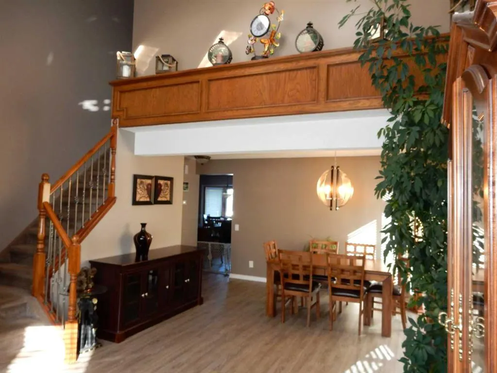 16 Bedwood Rise NE