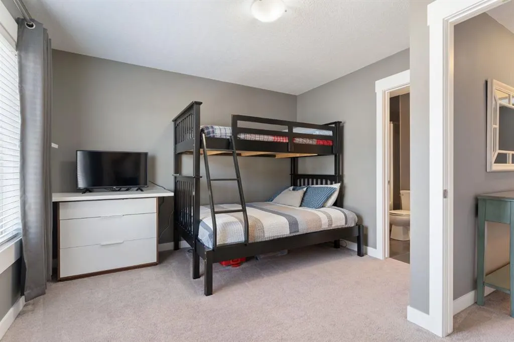 111 Rainbow Falls Gate, #66