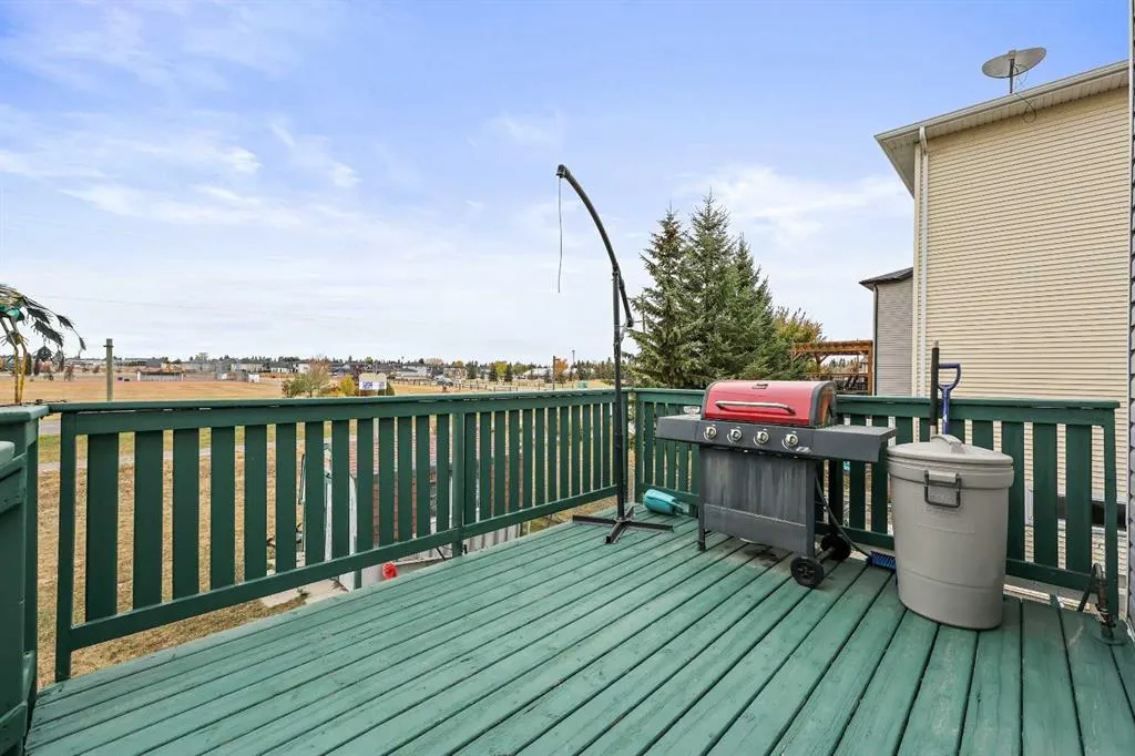 30 Meadowpark Place