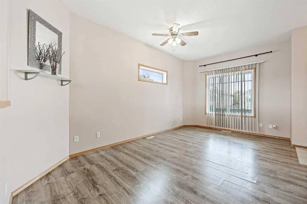 30 Meadowpark Place