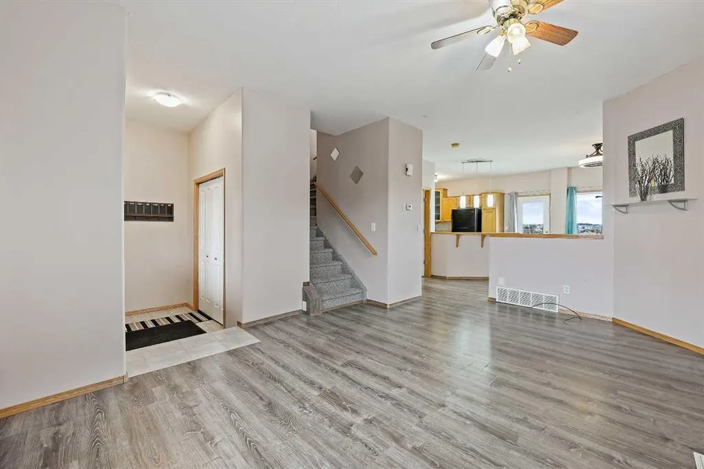 30 Meadowpark Place