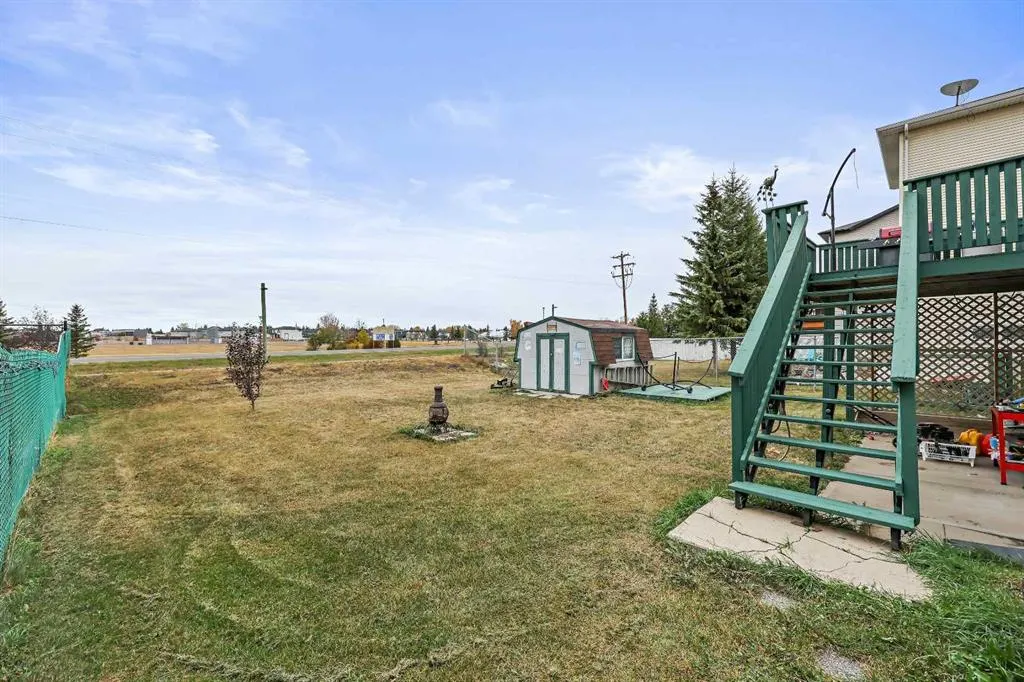 30 Meadowpark Place