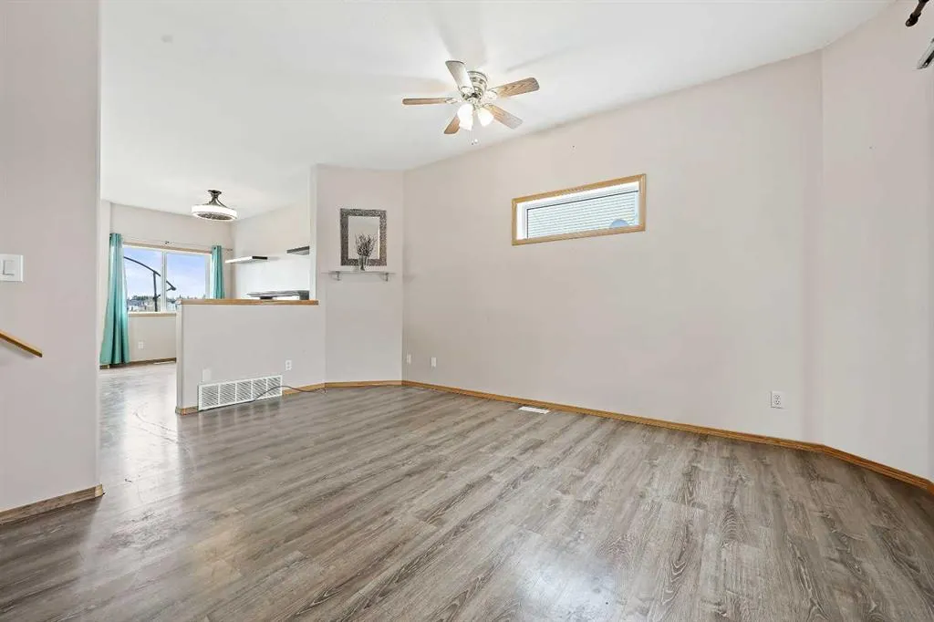 30 Meadowpark Place