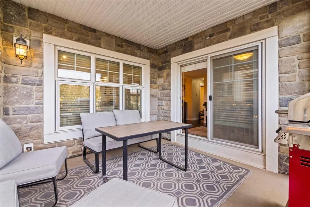 11 Mahogany Row SE, #2206