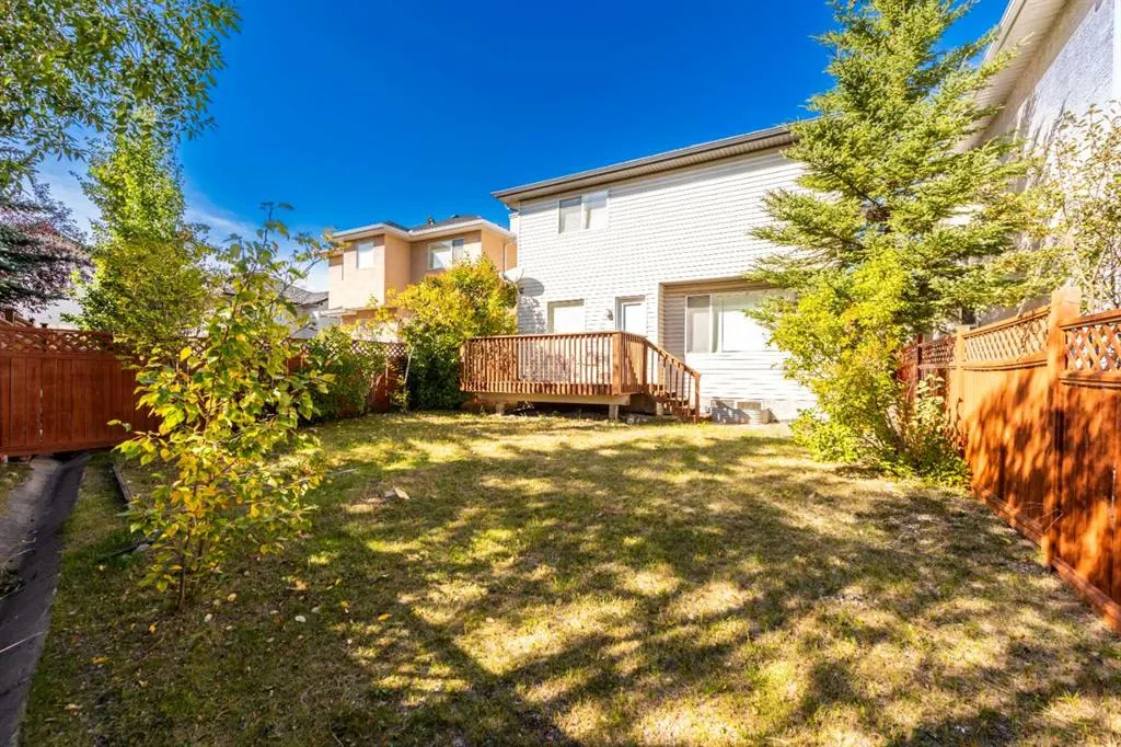 17 Royal Birkdale Crescent NW