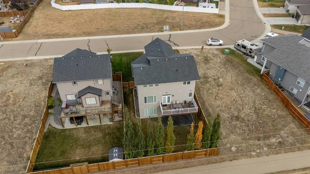 116 Paramount Crescent